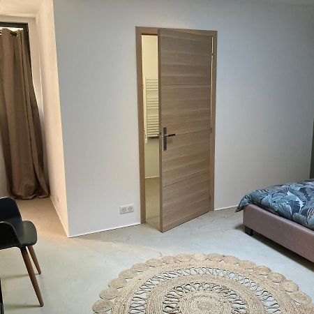 Chambre Avec Petit-Dejeuner En Provence Luberon La Tour-dʼAigues Kültér fotó