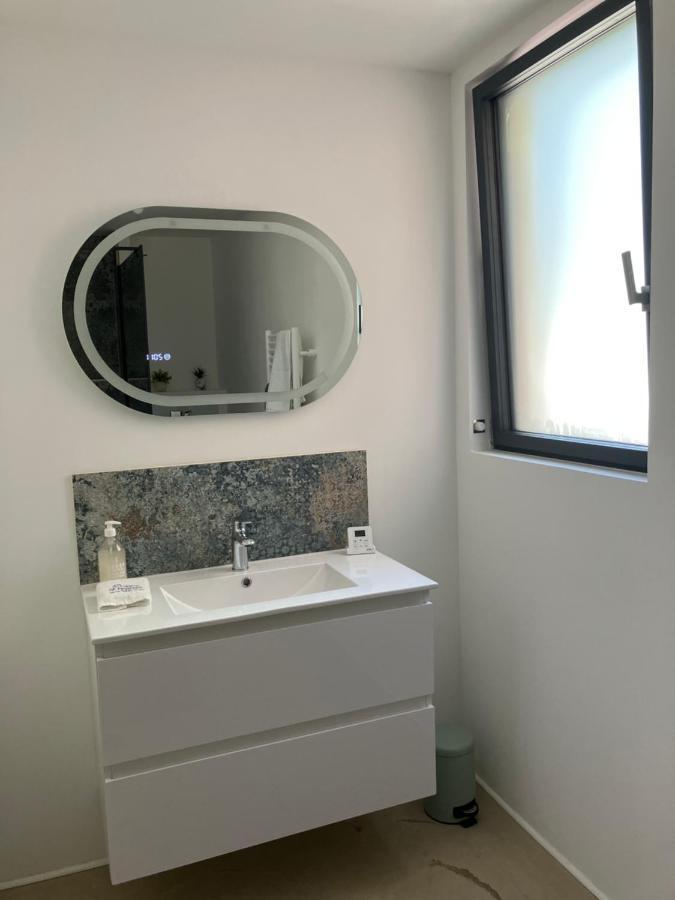 Chambre Avec Petit-Dejeuner En Provence Luberon La Tour-dʼAigues Kültér fotó