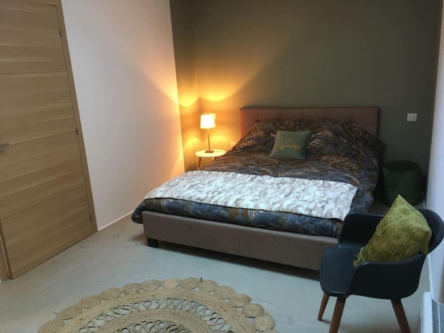 Chambre Avec Petit-Dejeuner En Provence Luberon La Tour-dʼAigues Kültér fotó