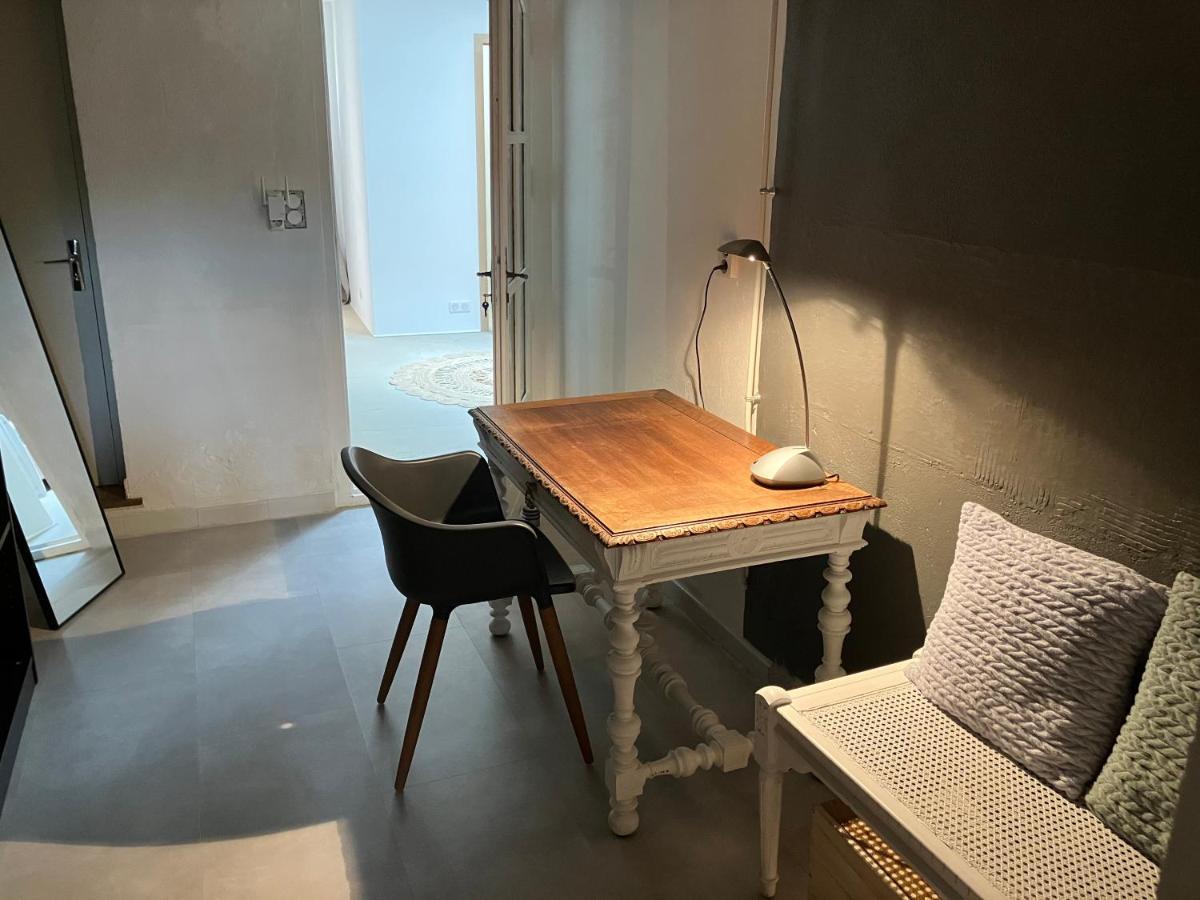 Chambre Avec Petit-Dejeuner En Provence Luberon La Tour-dʼAigues Kültér fotó