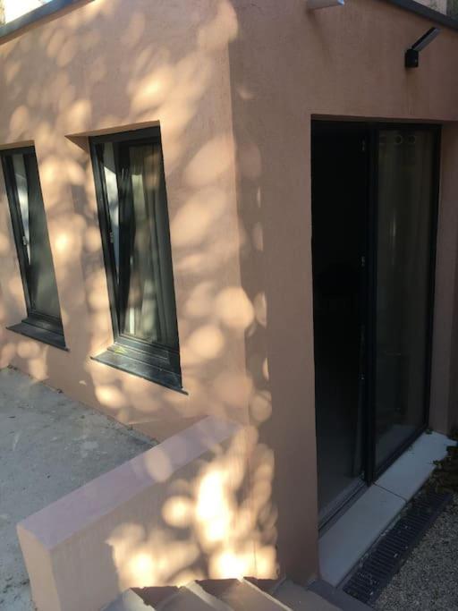 Chambre Avec Petit-Dejeuner En Provence Luberon La Tour-dʼAigues Kültér fotó